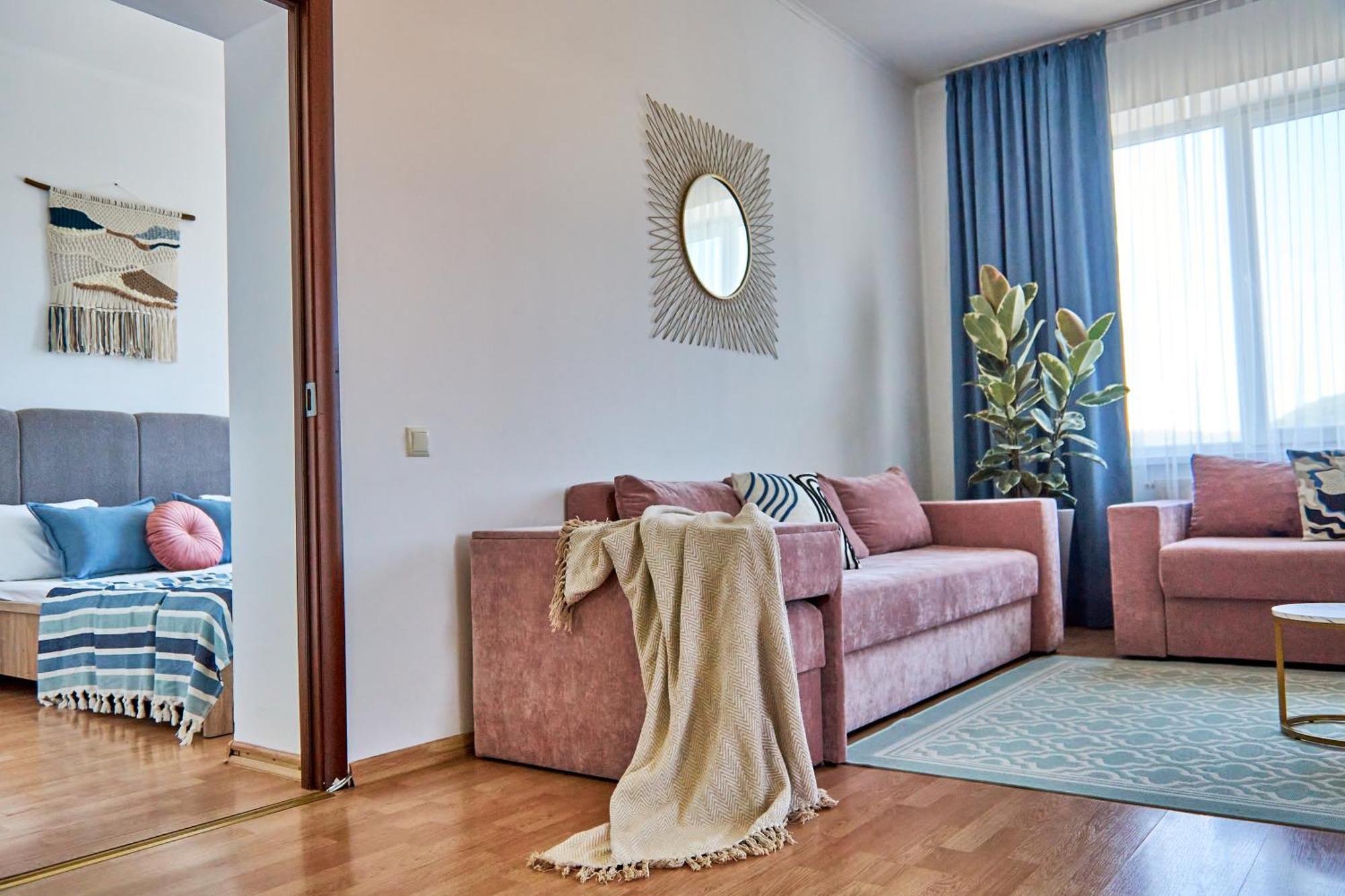 Wonderful Panoramic View Apartment Mukacheve Bagian luar foto